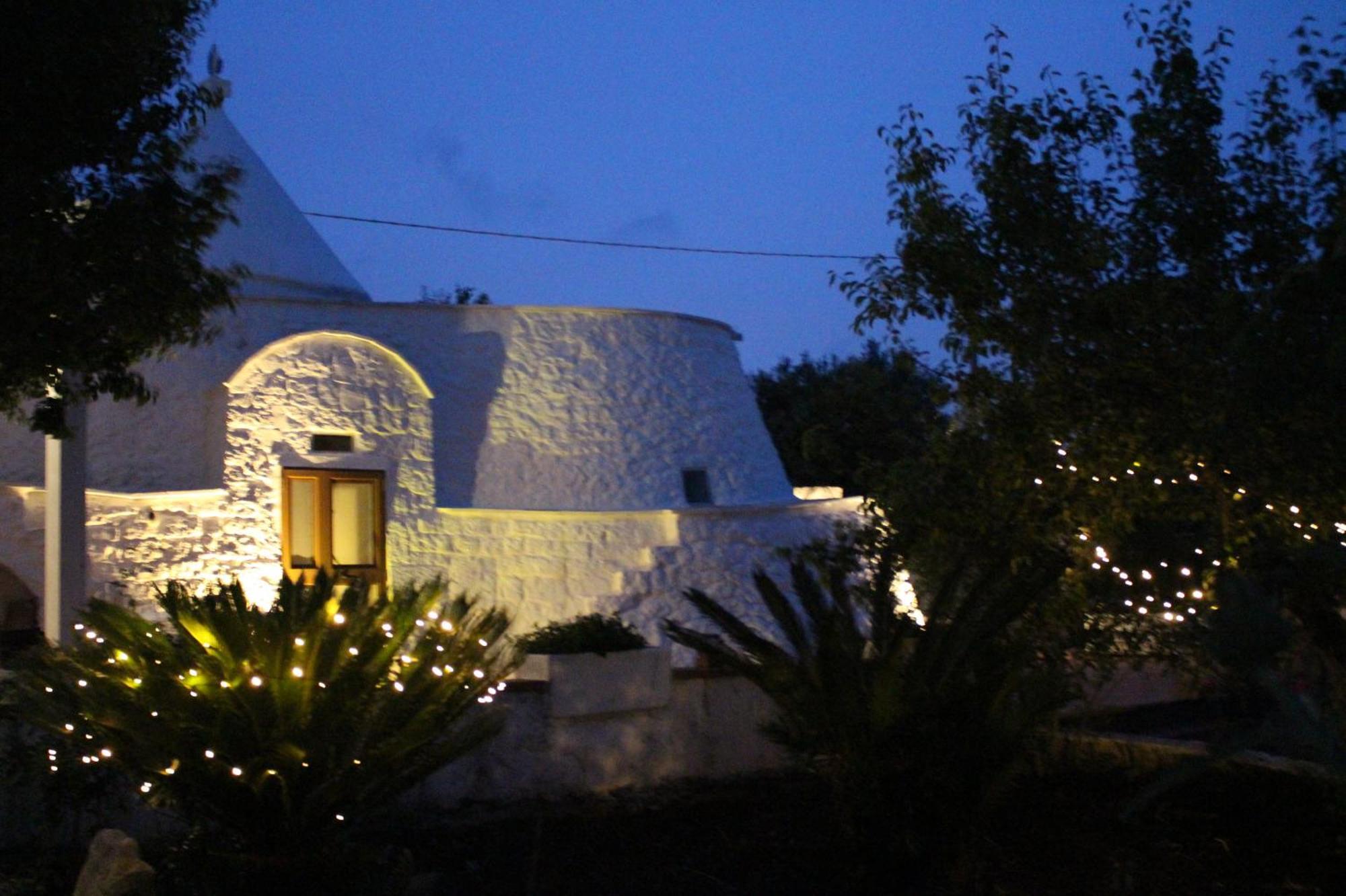 Maison d'hôtes Trullo Il Melograno à Ostuni Extérieur photo